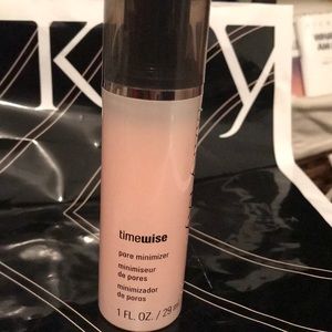 Mary Kay timewise pore minimizer